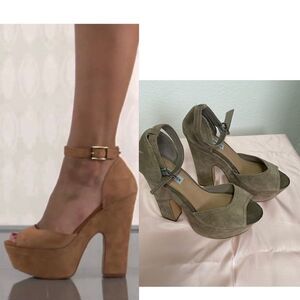 Steve Madden Gretta taupe suede platform sandals 9